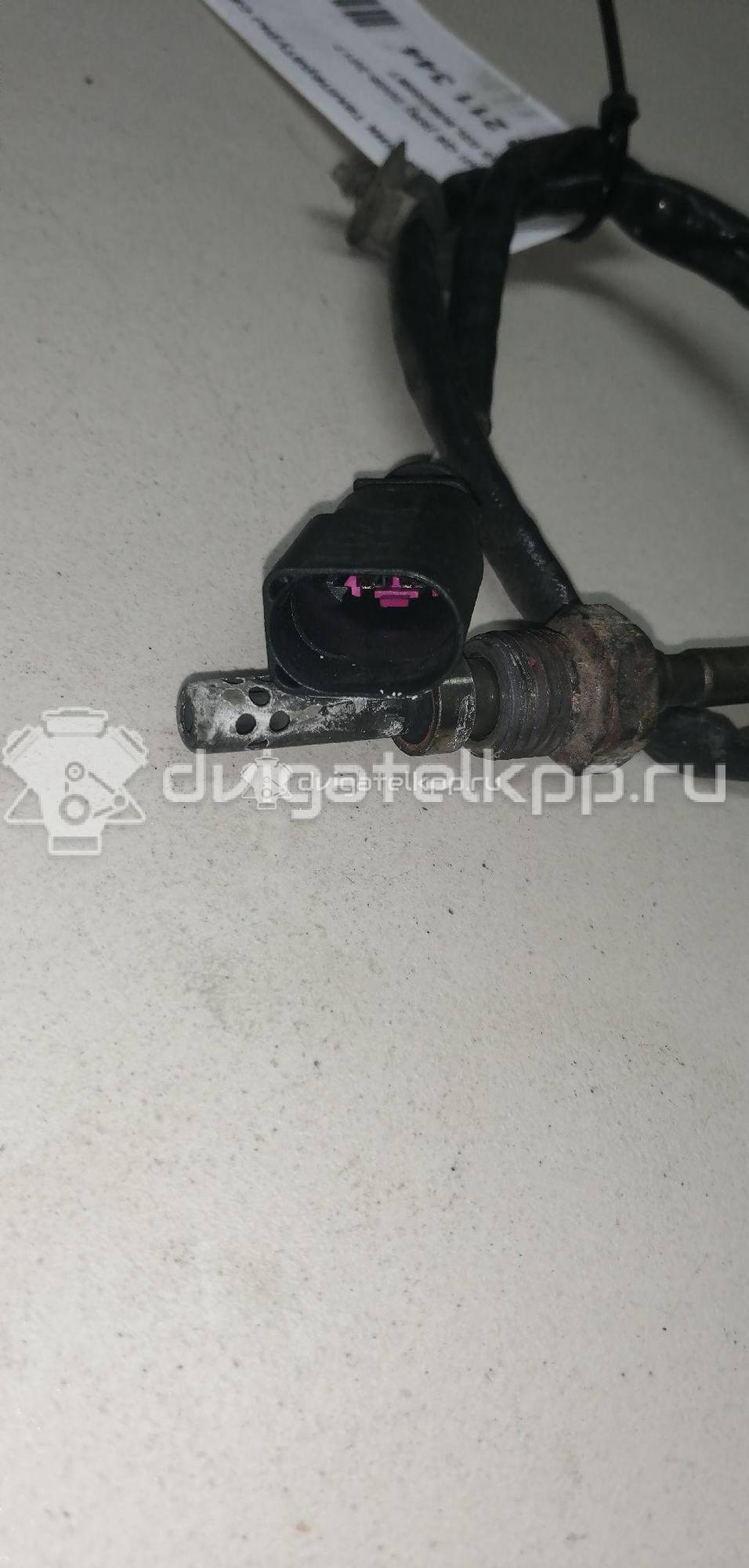 Фото Датчик температуры сажевого фильтра  03L906088BT для Audi A5 / A4 / Q5 {forloop.counter}}