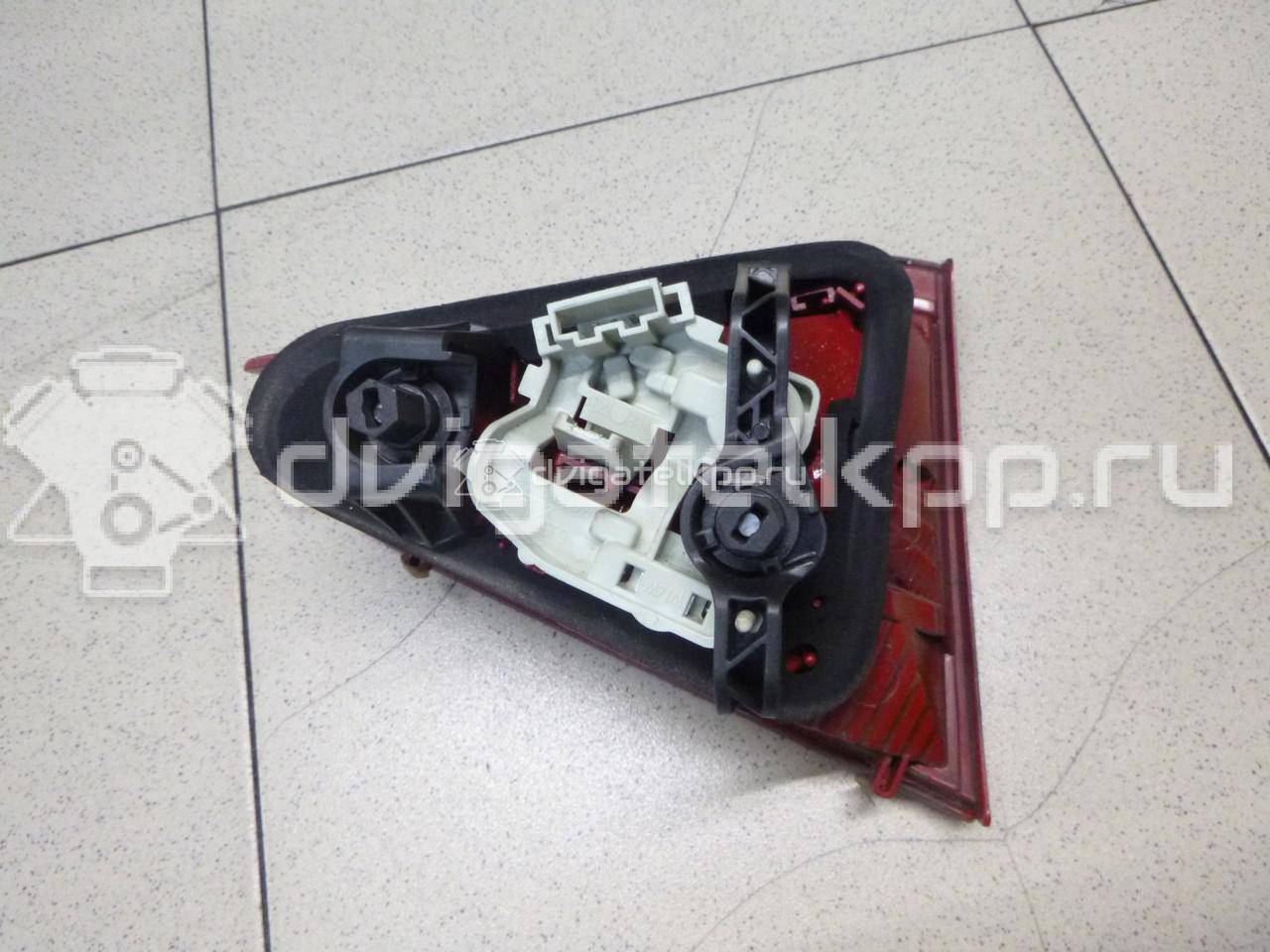 Фото Фонарь задний внутренний правый  8t0945094 для Audi A5 {forloop.counter}}