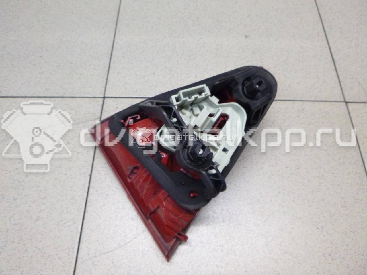 Фото Фонарь задний внутренний левый  8T0945093 для Audi A5 {forloop.counter}}