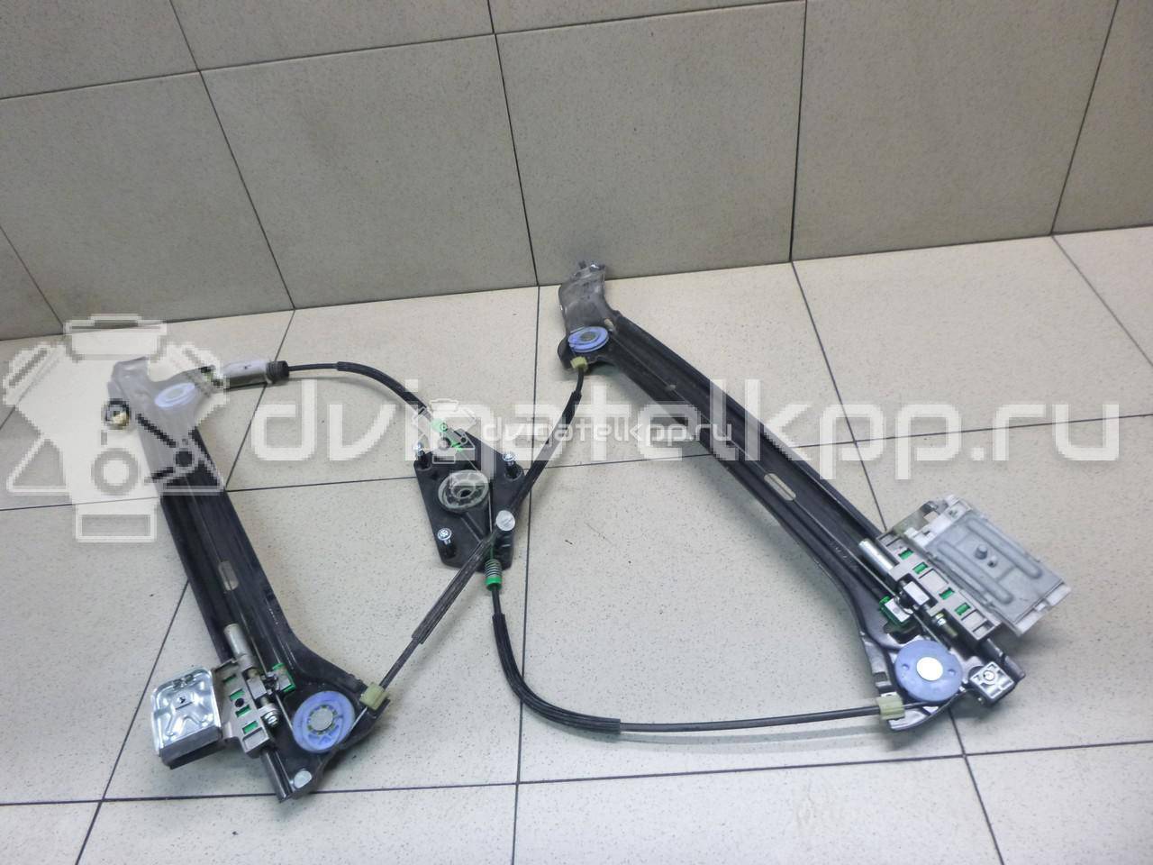 Фото Стеклоподъемник электр. задний правый  8t8839462c для Audi A5 {forloop.counter}}