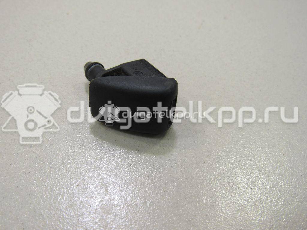 Фото Форсунка омывателя лобового стекла  3B0955985 для audi A6 [C5] {forloop.counter}}