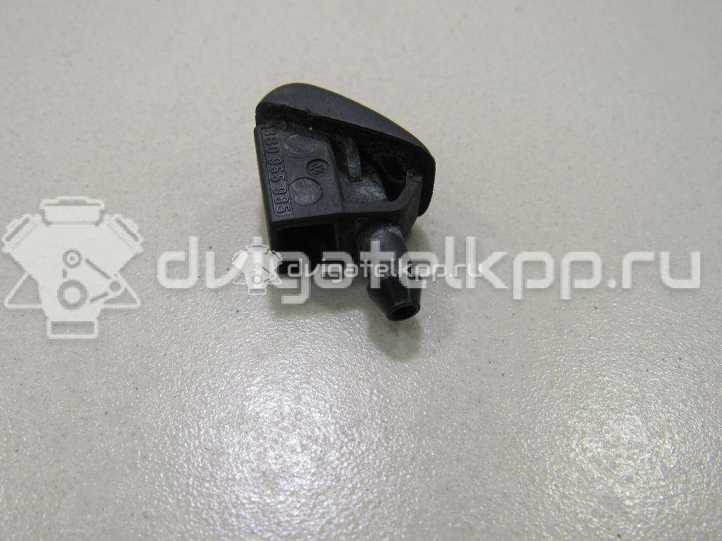 Фото Форсунка омывателя лобового стекла  3B0955985 для audi A6 [C5] {forloop.counter}}