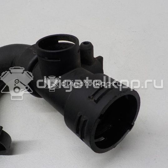 Фото Патрубок радиатора  4B0121055D для Audi A6