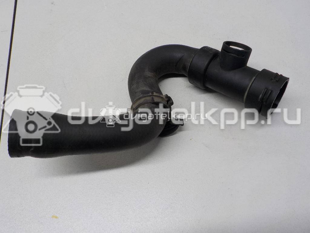 Фото Патрубок радиатора  4B0121055D для Audi A6 {forloop.counter}}