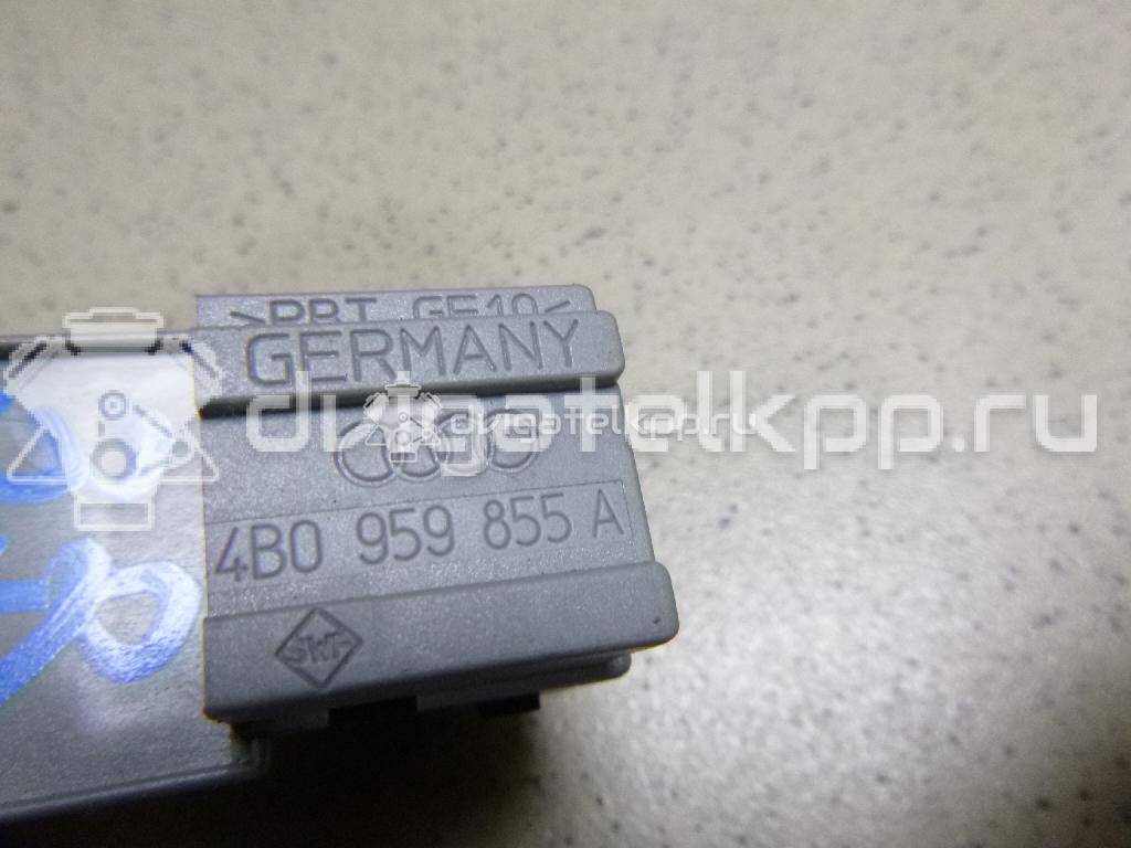 Фото Кнопка стеклоподъемника  4B0959855A для Audi A3 / A6 {forloop.counter}}