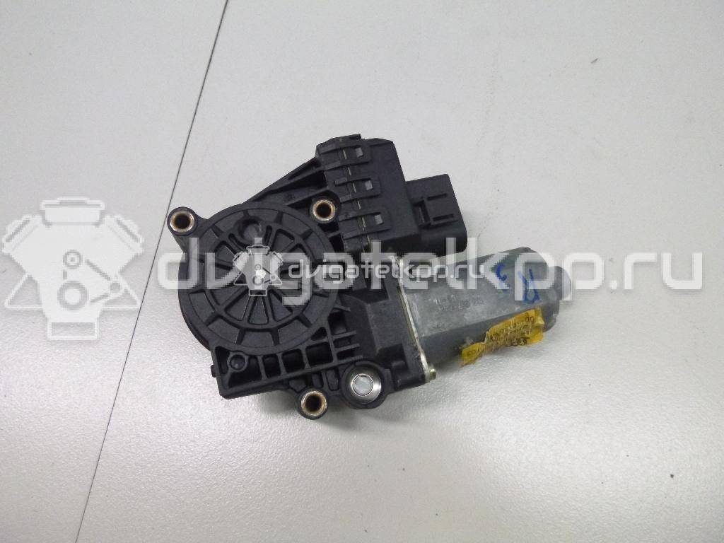Фото Моторчик стеклоподъемника  4b0959802b для Audi A6 {forloop.counter}}