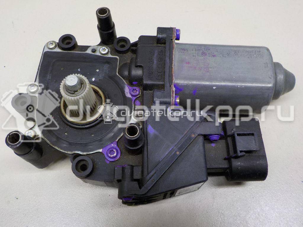 Фото Моторчик стеклоподъемника  4B0959802B для Audi A6 {forloop.counter}}