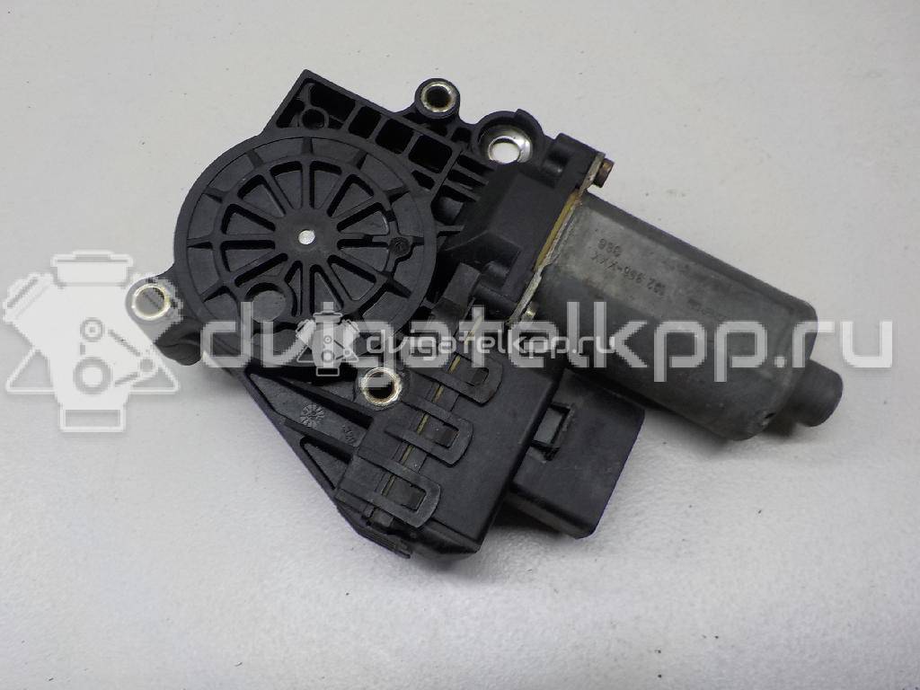 Фото Моторчик стеклоподъемника  4B0959801B для Audi A6 {forloop.counter}}