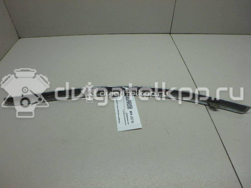 Фото Молдинг переднего бампера правый  4F08530662ZZ для Audi A6 {forloop.counter}}