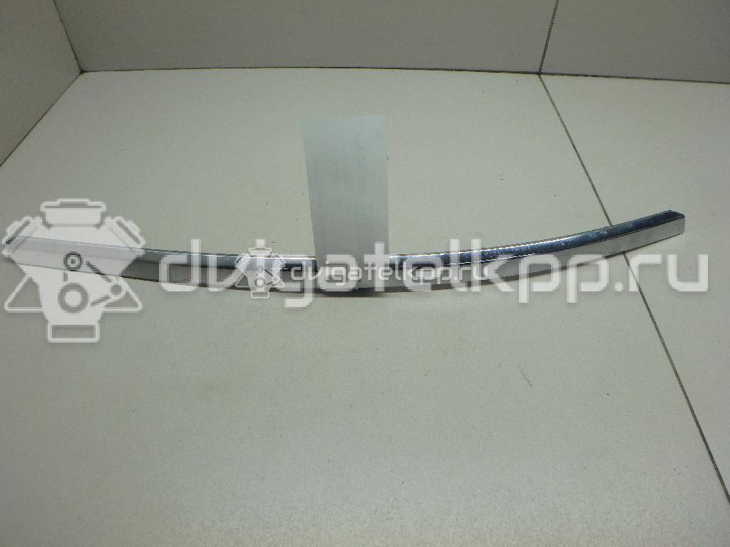 Фото Молдинг переднего бампера правый  4F08530662ZZ для Audi A6 {forloop.counter}}