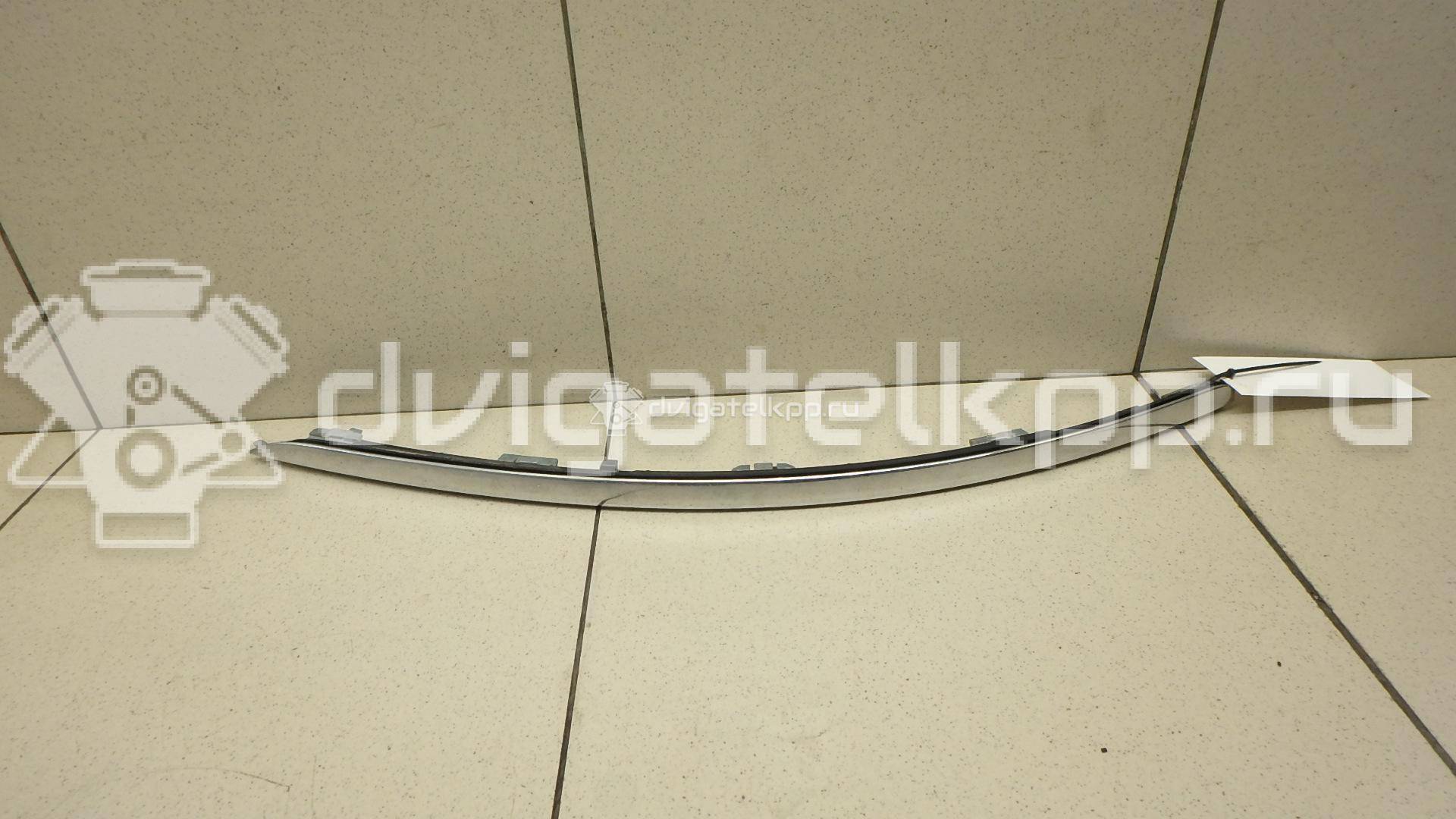 Фото Молдинг переднего бампера правый  4F0853066A2ZZ для Audi A6 {forloop.counter}}
