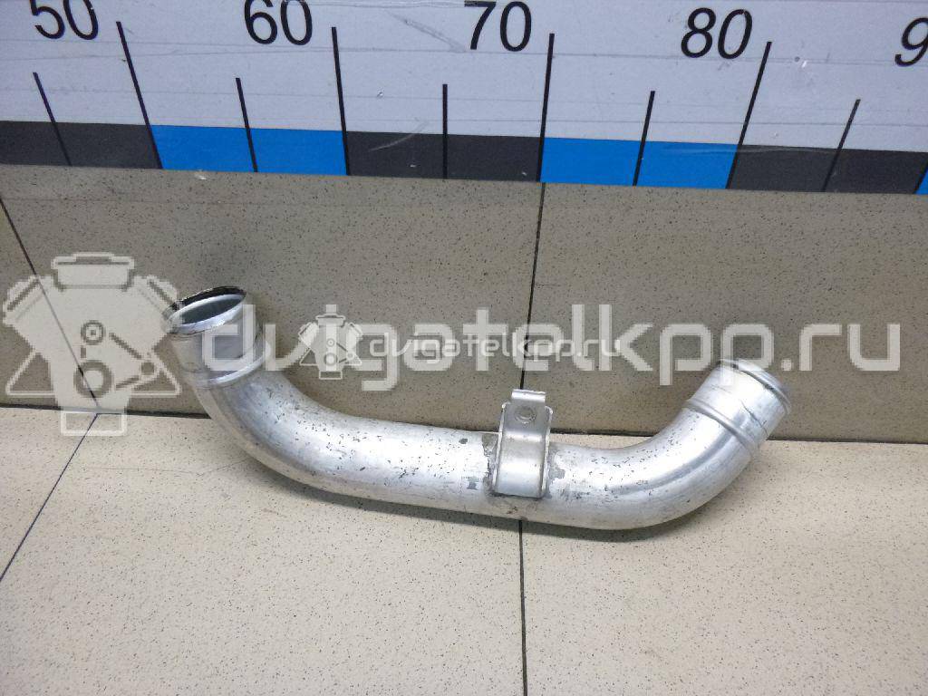 Фото Патрубок интеркулера для двигателя D20DTF для Ssang Yong Korando / Actyon 150-175 л.с 16V 2.0 л Дизельное топливо 2361034200 {forloop.counter}}