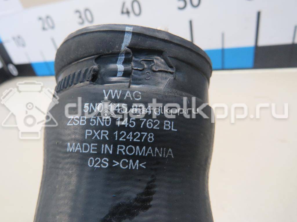 Фото Патрубок интеркулера для двигателя CAWA для Volkswagen Jetta 170 л.с 16V 2.0 л бензин 5N0145834J {forloop.counter}}