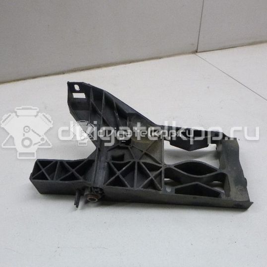 Фото Кронштейн фар правый  4G0805608 для Audi A6