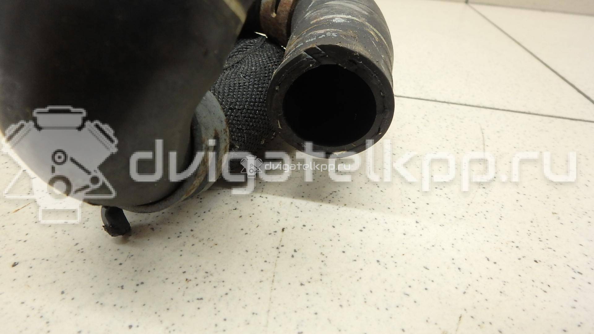 Фото Шланг системы охлаждения  06H121057AM для Audi A6 {forloop.counter}}