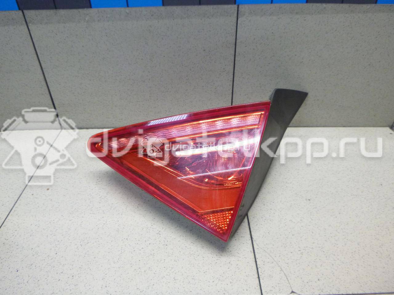 Фото Фонарь задний внутренний правый  4g8945094 для Audi A7 Sportback 4Ga, 4Gf {forloop.counter}}