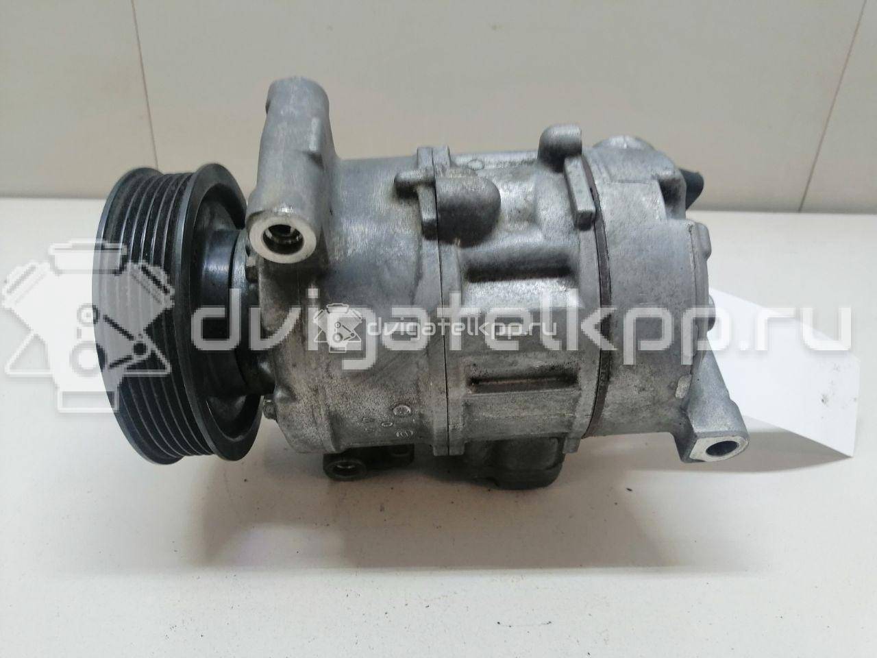 Фото Компрессор системы кондиционирования  1K0820859T для Audi A4 / A6 / A3 / Tt / Allroad {forloop.counter}}
