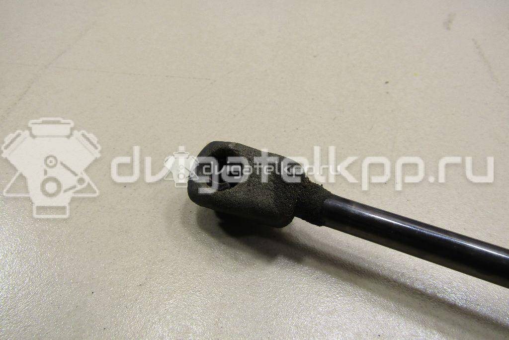 Фото Амортизатор двери багажника  4B9827552N для Audi Allroad / A6 {forloop.counter}}