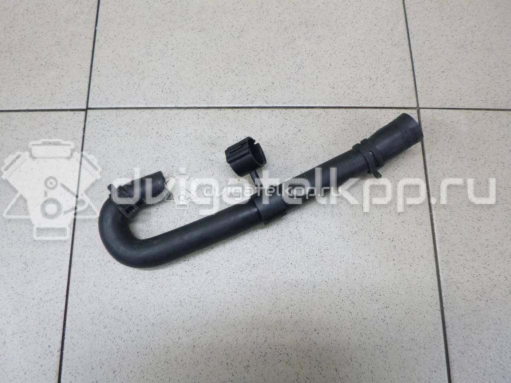 Фото Шланг системы охлаждения  5N0122101R для Audi Q3 8U {forloop.counter}}