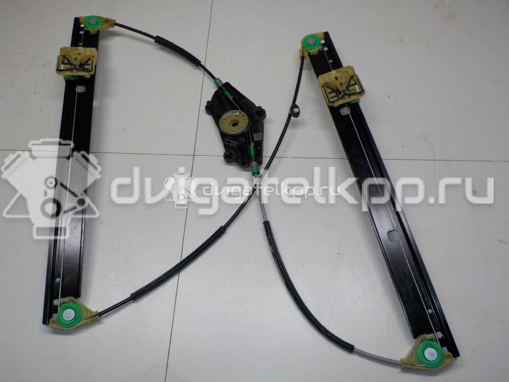 Фото Стеклоподъемник электр. передний правый  8r0837462f для Audi Q5 {forloop.counter}}