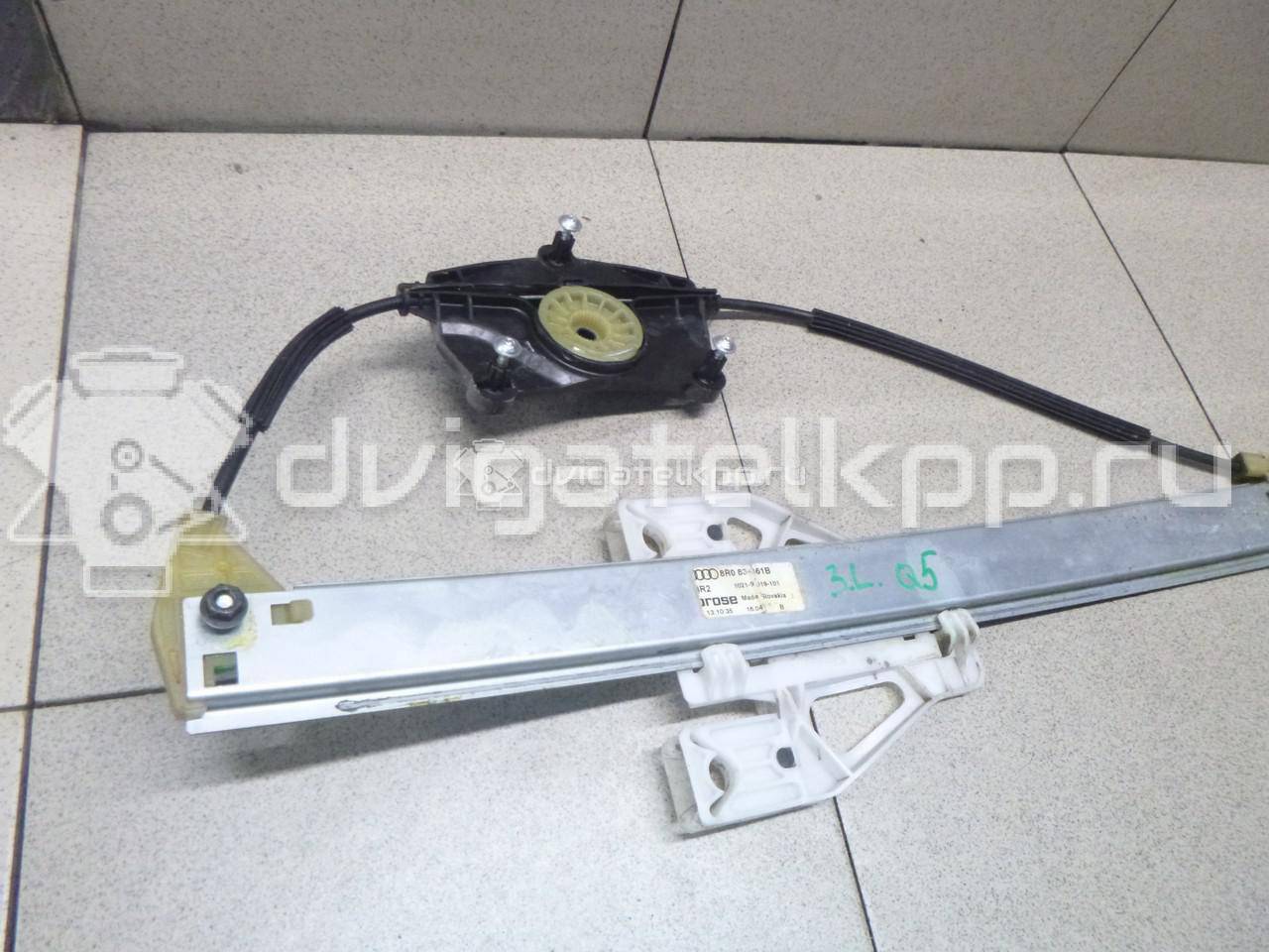 Фото Стеклоподъемник электр. задний левый  8r0839461d для Audi Q5 {forloop.counter}}