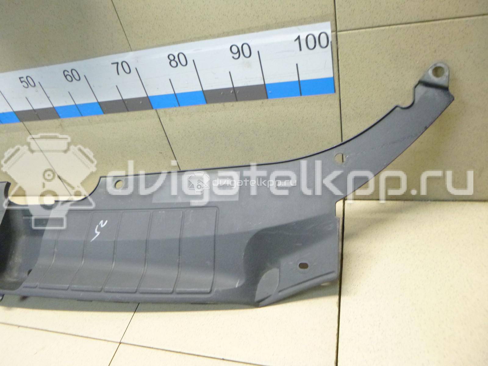 Фото Кожух замка капота  8R0807081 для Audi Q5 {forloop.counter}}