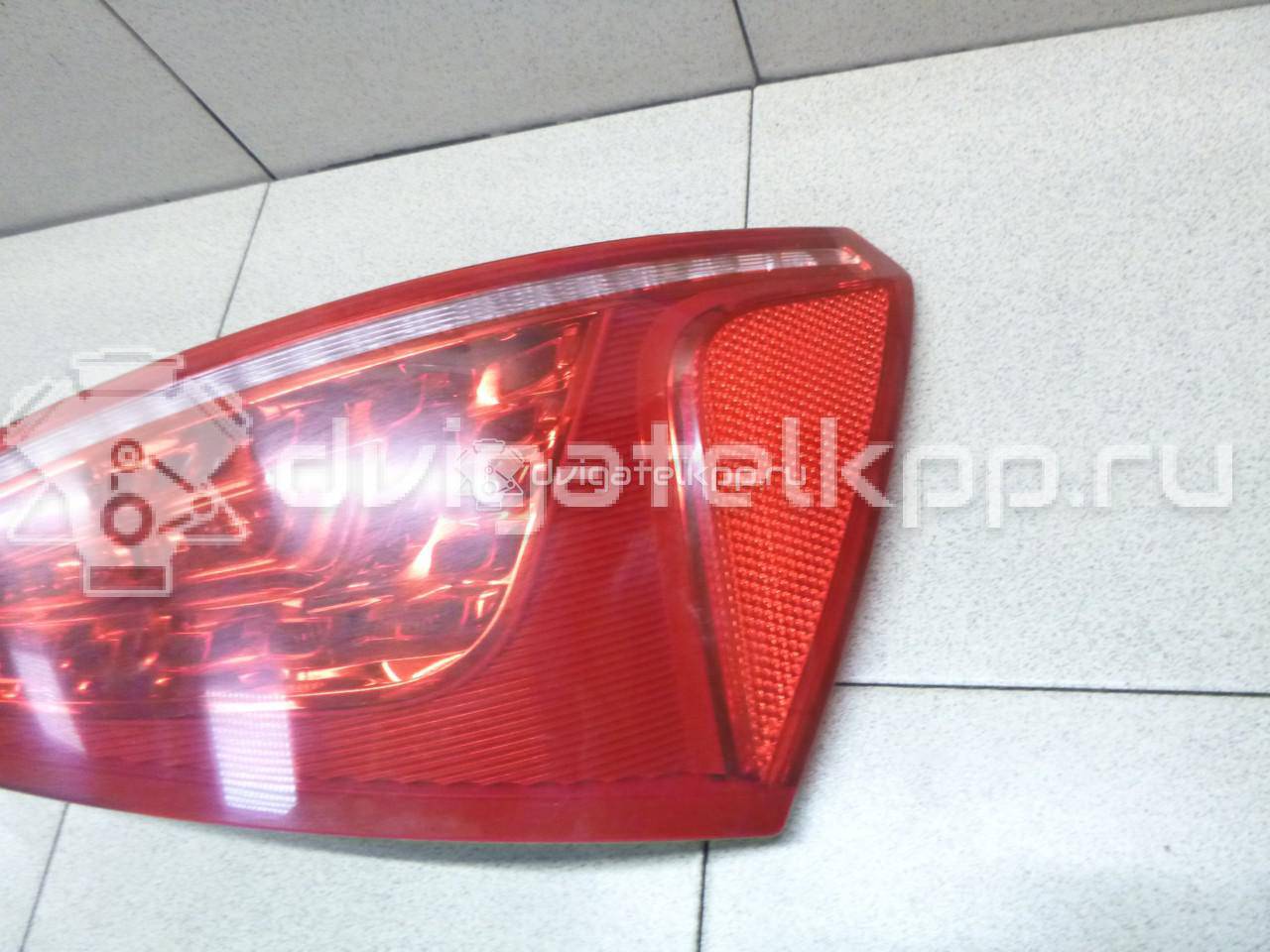 Фото Фонарь задний правый  8r0945094a для Audi Q5 {forloop.counter}}