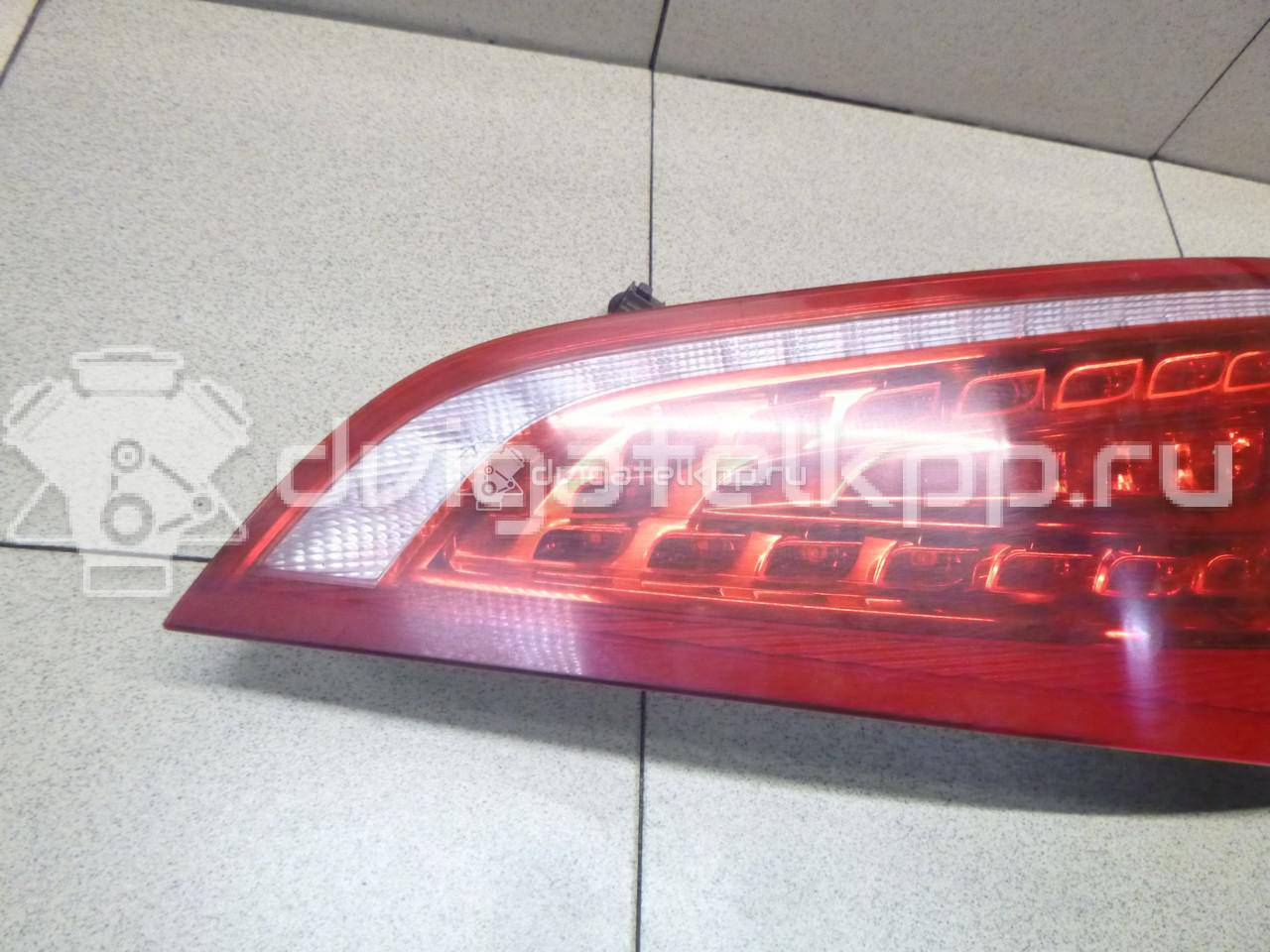 Фото Фонарь задний правый  8r0945094a для Audi Q5 {forloop.counter}}