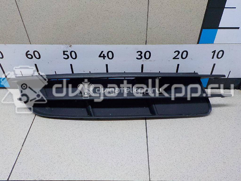 Фото Решетка в бампер правая  4L080768201C для Audi Q7 {forloop.counter}}