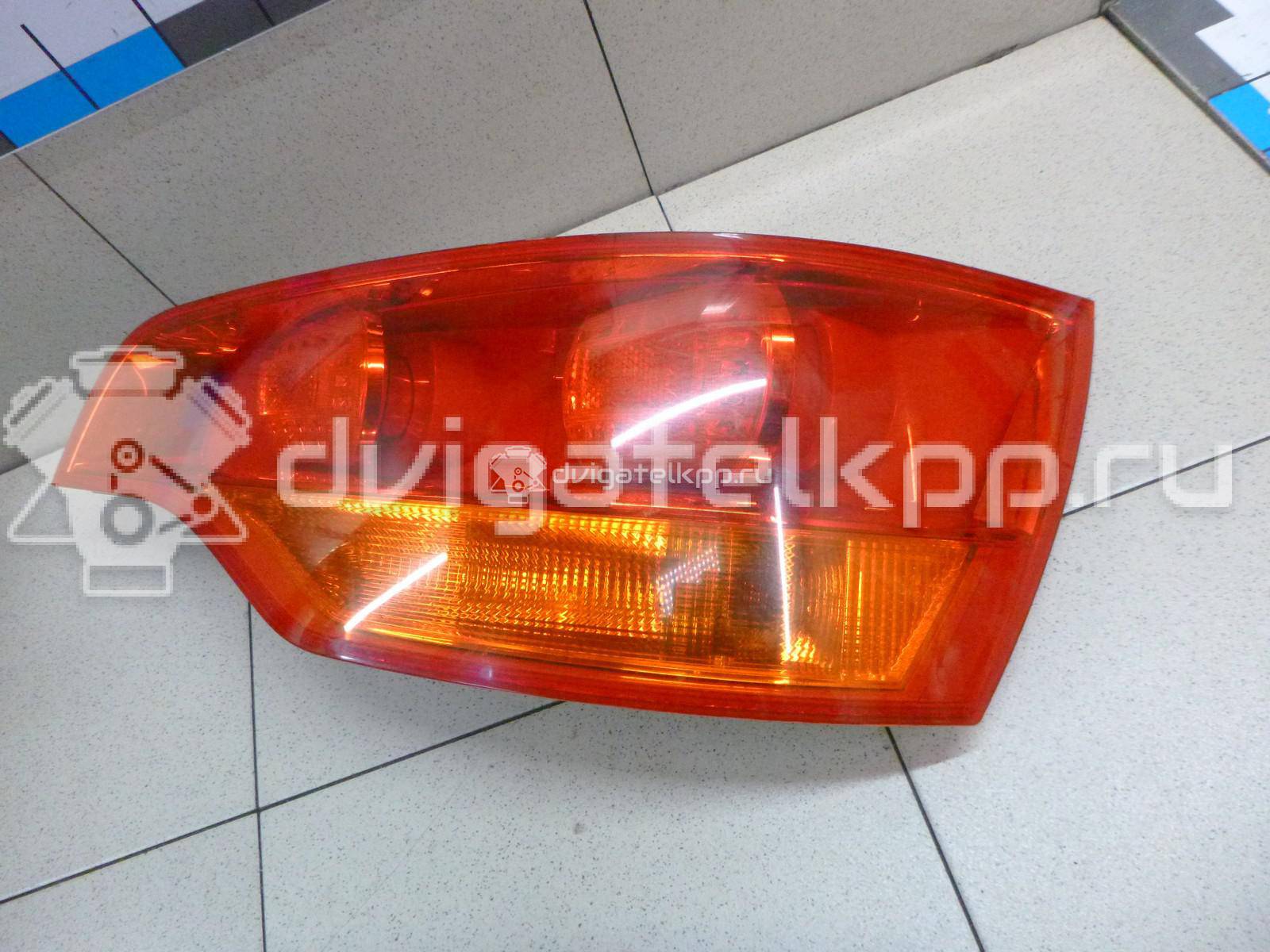 Фото Фонарь задний правый  4l0945094 для audi Q7 [4L] {forloop.counter}}