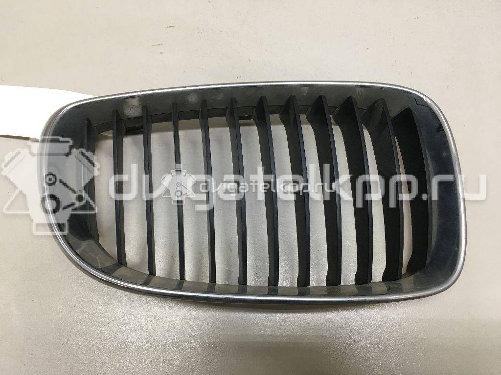 Фото Решетка радиатора правая  51710441920 для Bmw 1 {forloop.counter}}