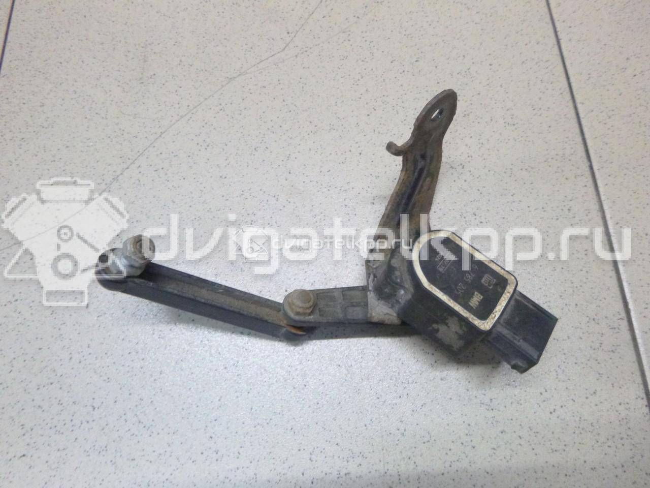 Фото Датчик регулировки дорож. просвета  37146853753 для Bmw 3 / 5 / 6 / 1 / X5 {forloop.counter}}