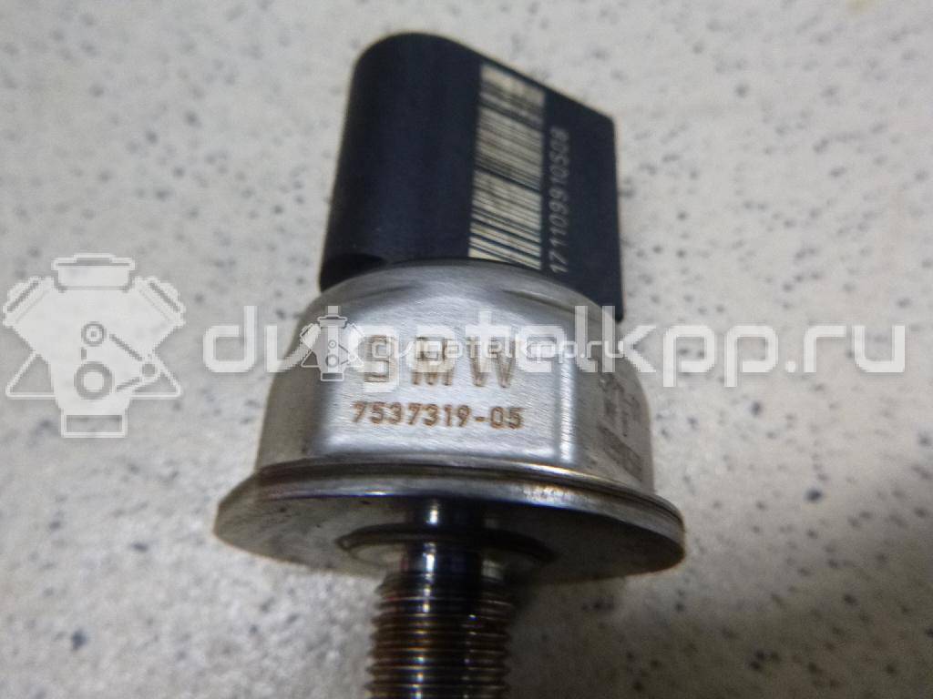 Фото Датчик давления топлива  13537537319 для Bmw 3 / 5 / 6 / 1 / 7 {forloop.counter}}