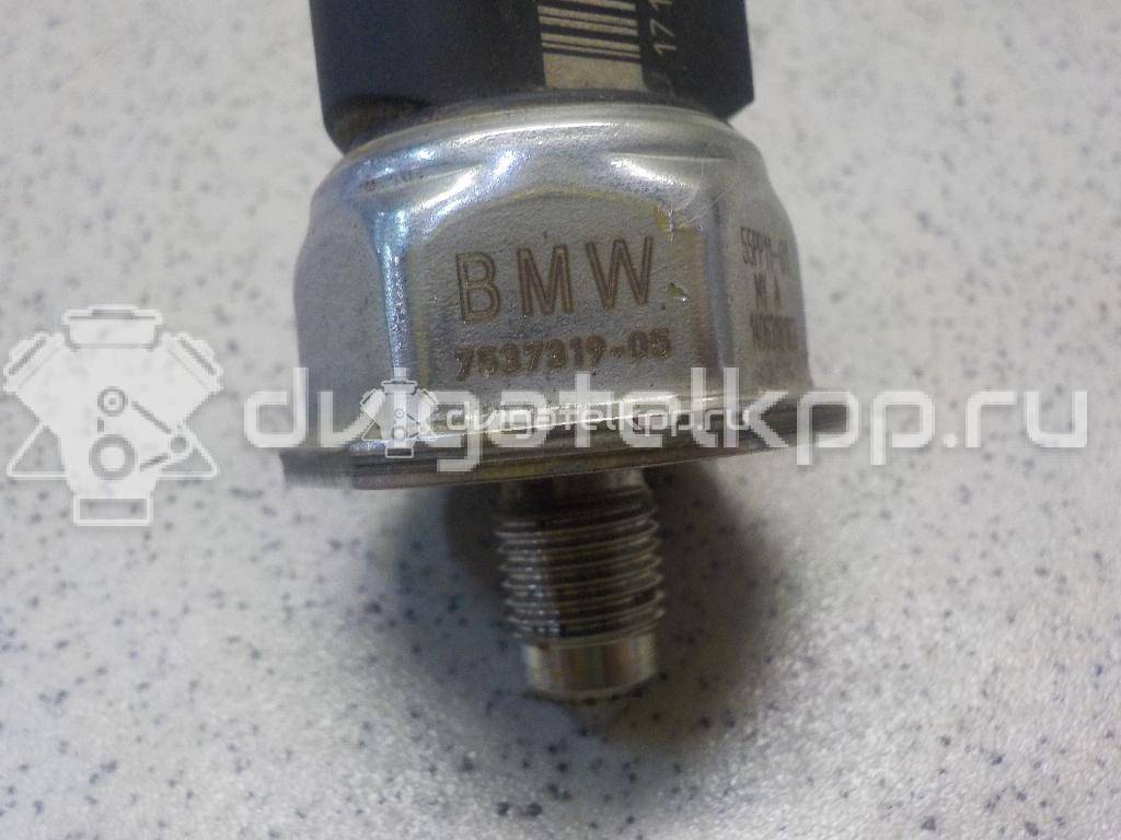 Фото Датчик давления топлива  13537537319 для Bmw 3 / 5 / 6 / 1 / 7 {forloop.counter}}