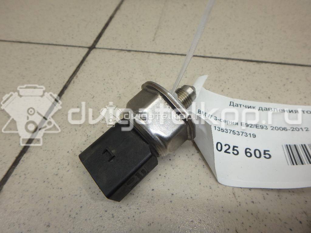 Фото Датчик давления топлива  13537537319 для Bmw 3 / 5 / 6 / 1 / 7 {forloop.counter}}