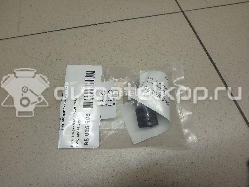 Фото Датчик давления топлива  13537537319 для Bmw 3 / 5 / 6 / 1 / 7 {forloop.counter}}