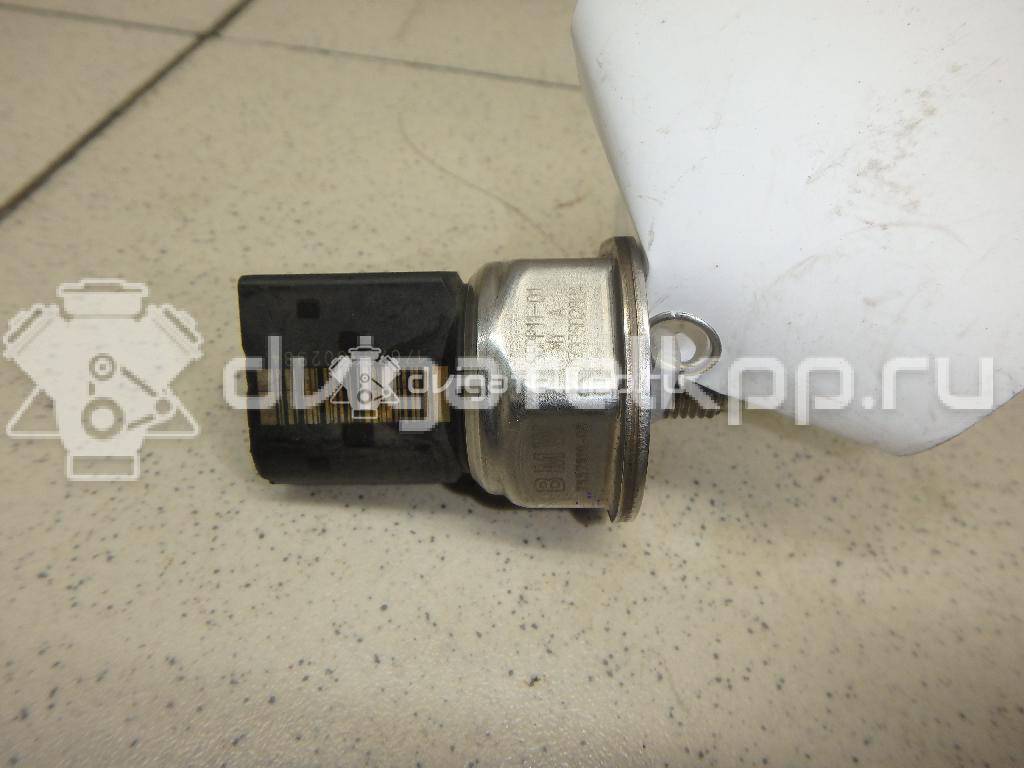 Фото Датчик давления топлива  13537537319 для Bmw 3 / 5 / 6 / 1 / 7 {forloop.counter}}