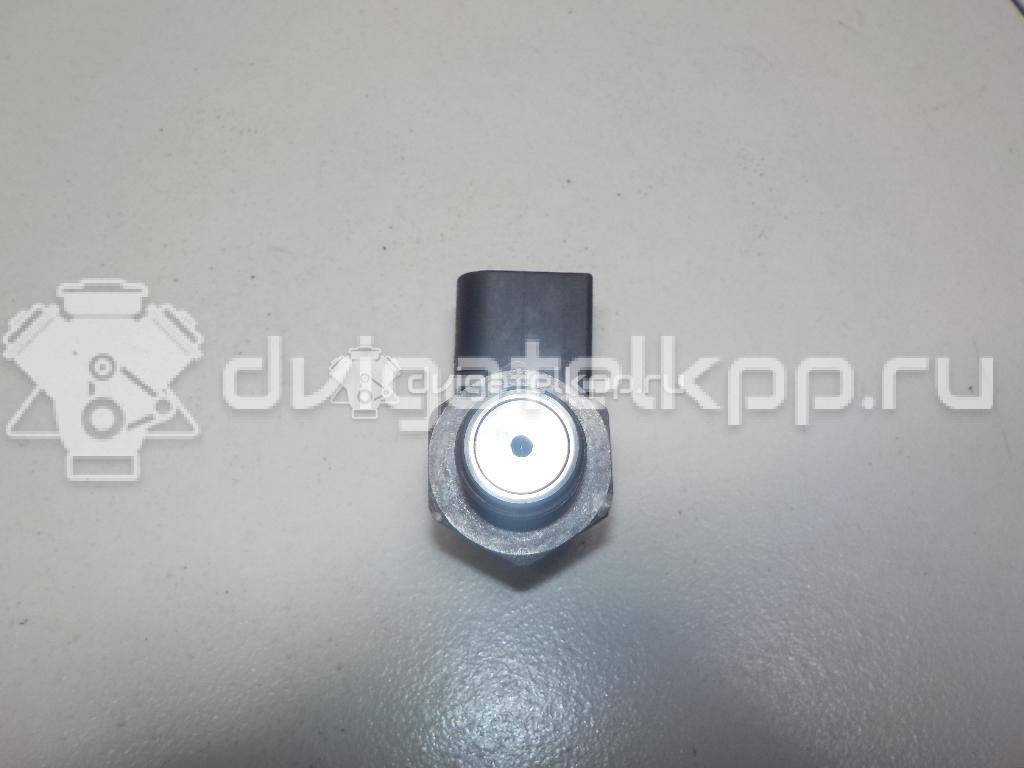 Фото Датчик давления топлива  13537787167 для Bmw 3 / 5 / 6 / 1 / 7 {forloop.counter}}