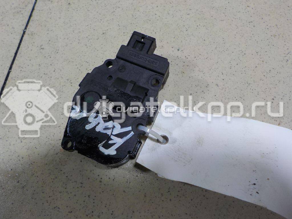Фото Моторчик заслонки отопителя  64119321034 для Bmw I3 I01 / I8 I12 / X4 F26 / 3 / 1 {forloop.counter}}