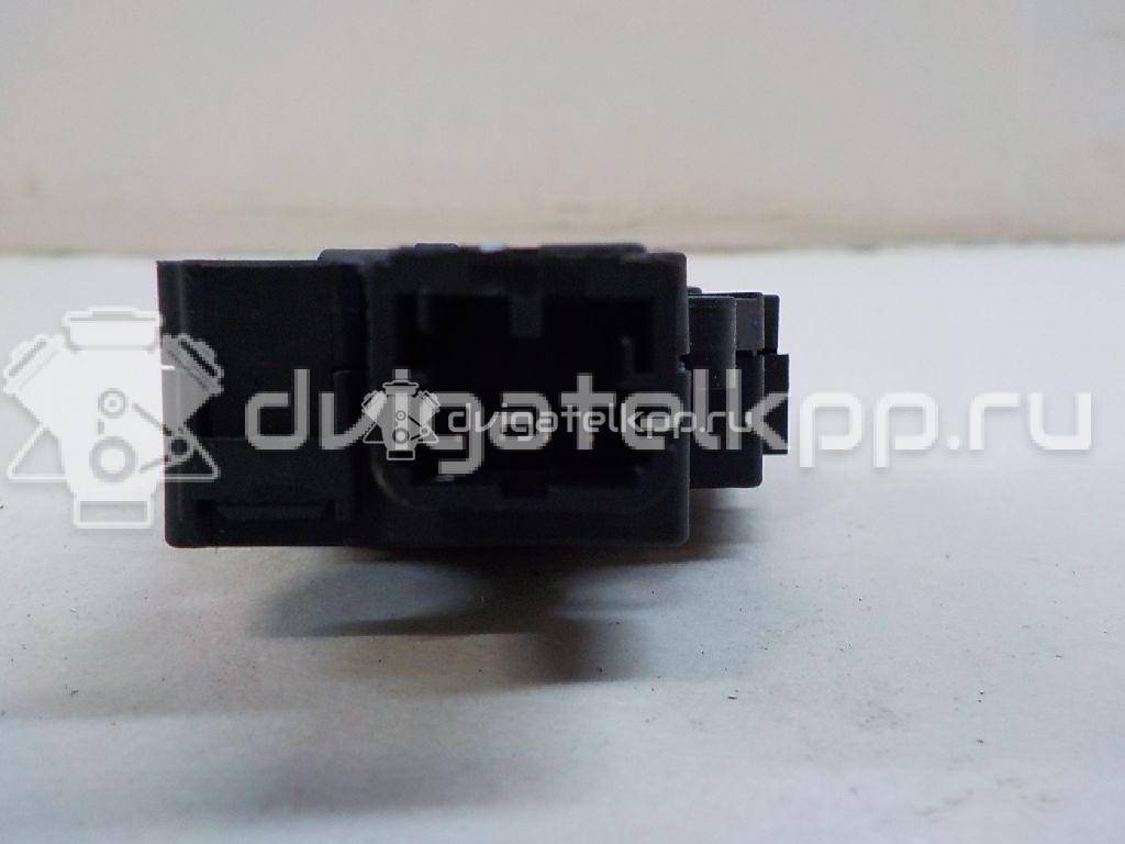 Фото Моторчик заслонки отопителя  64119321034 для Bmw I3 I01 / I8 I12 / X4 F26 / 3 / 1 {forloop.counter}}