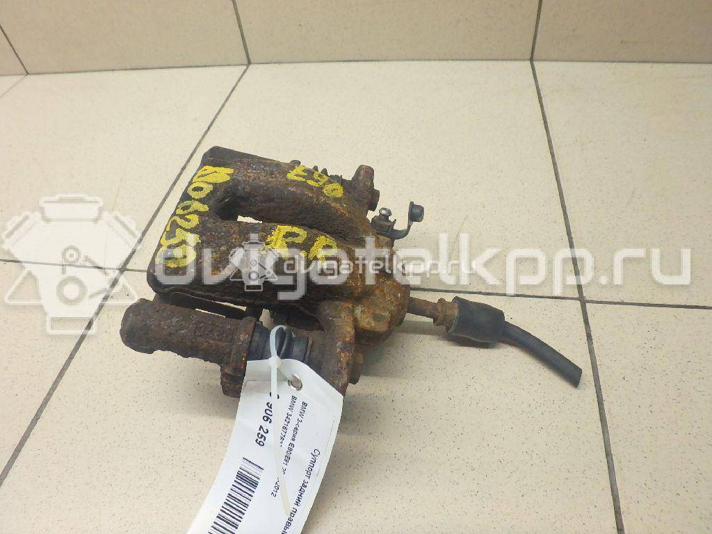 Фото Суппорт тормозной задний правый  34216776378 для Bmw 1 / 3 {forloop.counter}}