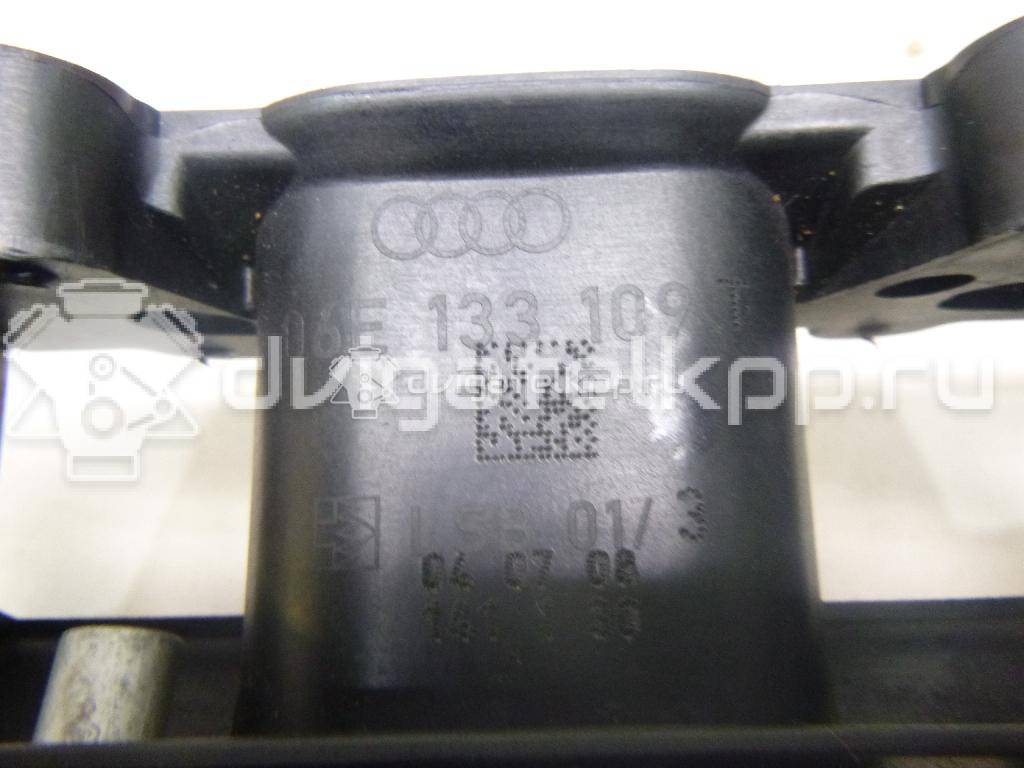 Фото Коллектор впускной для двигателя AUK для Audi A4 / A6 255 л.с 24V 3.1 л бензин 06E133125K {forloop.counter}}