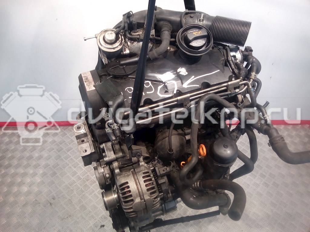 Фото Контрактный (б/у) двигатель AXR для Volkswagen / Seat 100 л.с 8V 1.9 л Дизельное топливо {forloop.counter}}