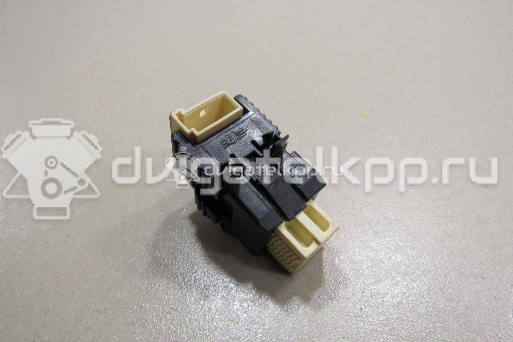 Фото Датчик включения стопсигнала  61319240076 для Bmw I3 I01 / I8 I12 / 3 / 5 / 1 {forloop.counter}}