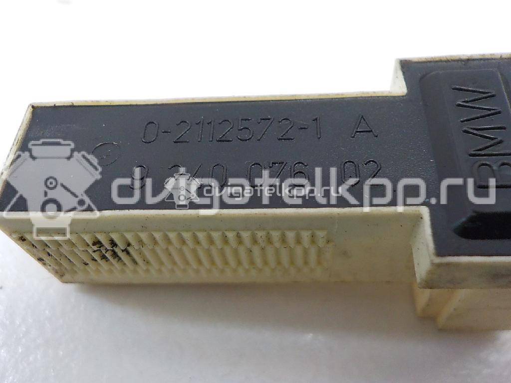 Фото Датчик включения стопсигнала  61319240076 для Bmw I3 I01 / I8 I12 / 3 / 5 / 1 {forloop.counter}}
