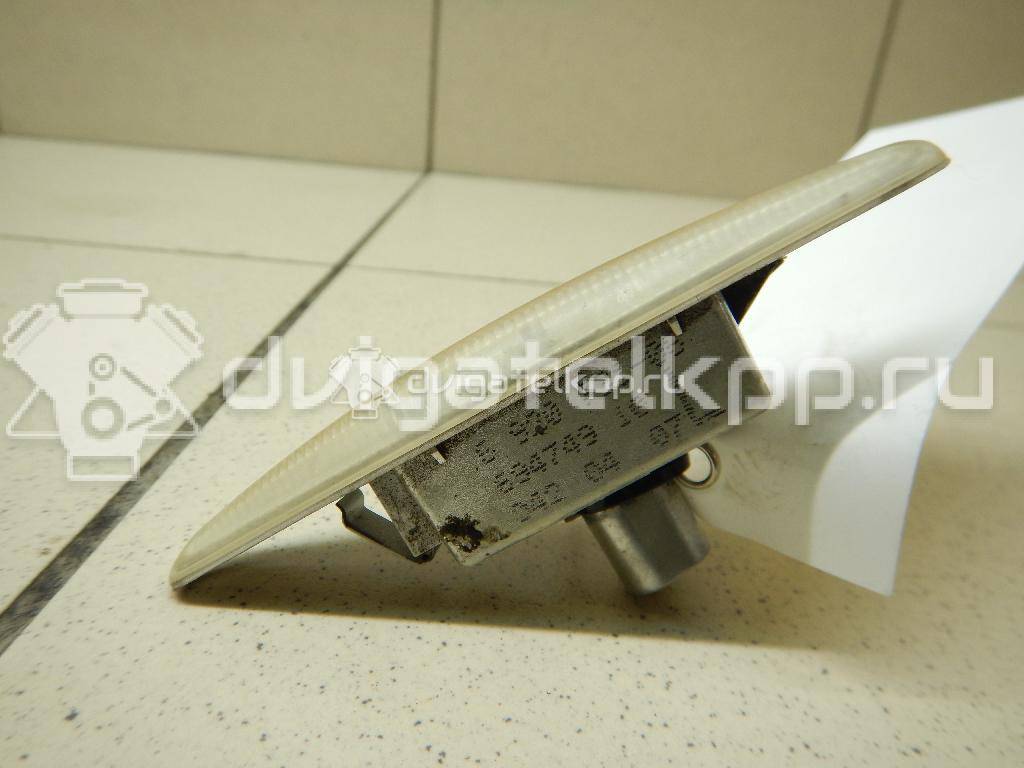 Фото Повторитель на крыло левый белый  63136920731 для Bmw 3 {forloop.counter}}