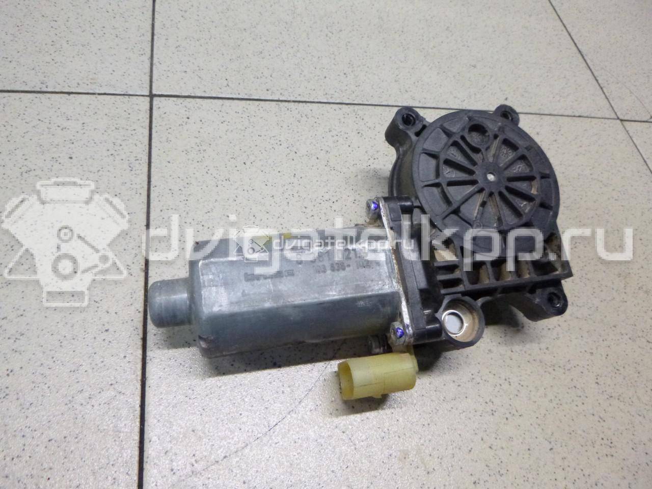 Фото Моторчик стеклоподъемника  67628381021 для Bmw X5 {forloop.counter}}