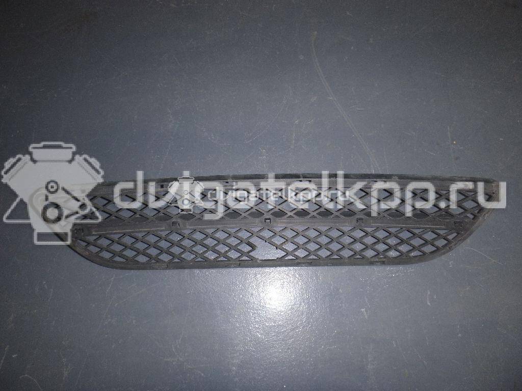 Фото Решетка в бампер центральная  51117134074 для Bmw 3 {forloop.counter}}
