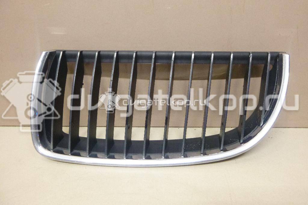 Фото Решетка радиатора левая  51137120009 для Bmw 3 {forloop.counter}}
