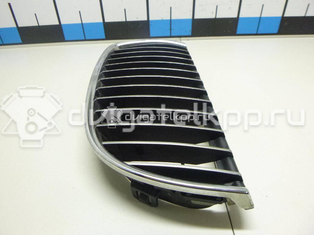 Фото Решетка радиатора левая  51137120009 для Bmw 3 {forloop.counter}}